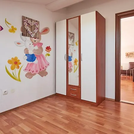 In With Terrace, Air Conditioning, Wifi, Washing Machine 4215-1 Trogir